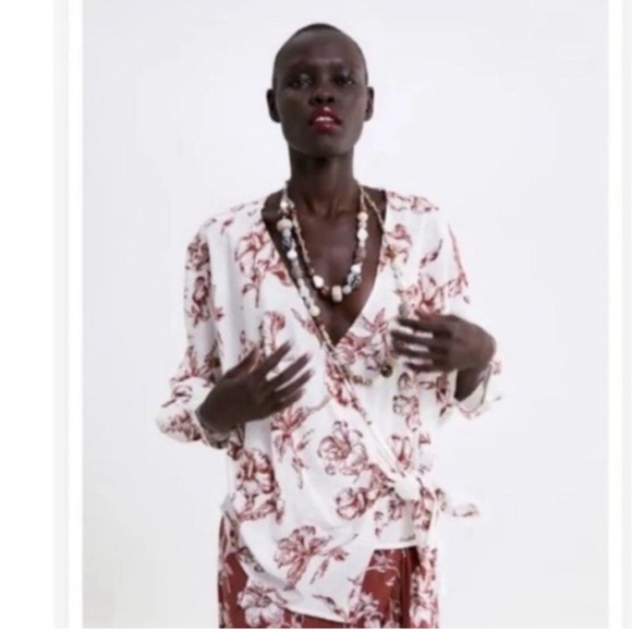 Zara Floral Wrap Blouse - Size Large - Picture 1 of 7